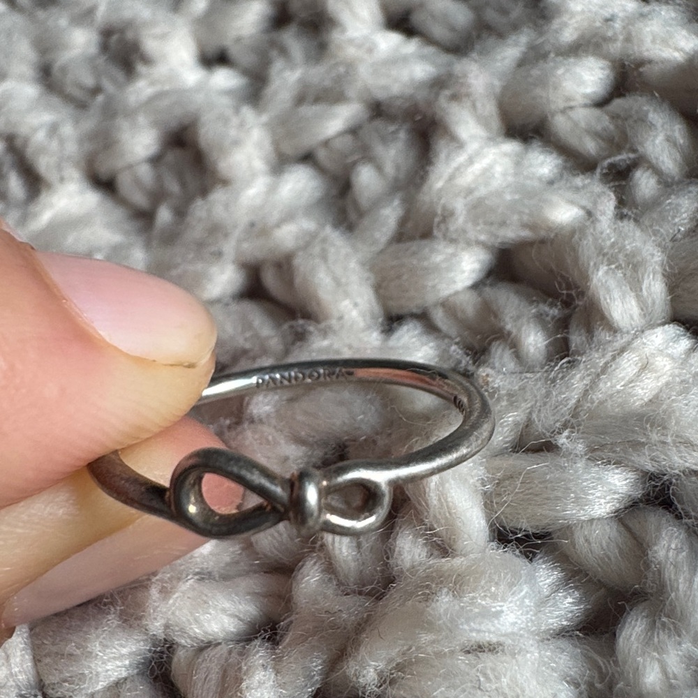 Infinity Knot Ring 7.5 - Picture 4 of 5
